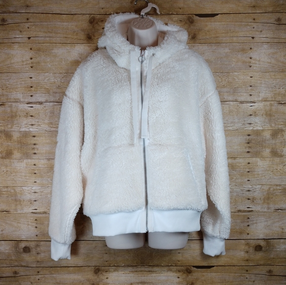 Athleta Cozy Sherpa Reversible Jacket - Picture 5 of 9